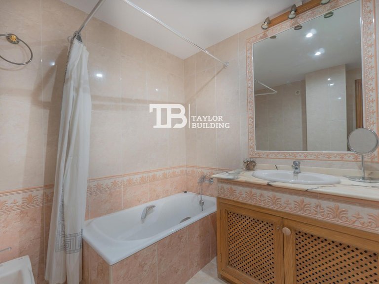 Apartment for Sale in Ramon Muntaner, Palma De Mallorca 21