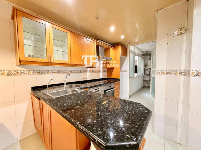Apartment for Sale in Ramon Muntaner, Palma De Mallorca 9