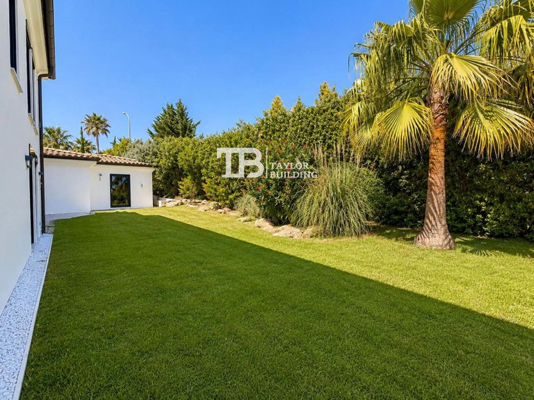 Villa for Sale in del Batle Bujosa, Calvià 23