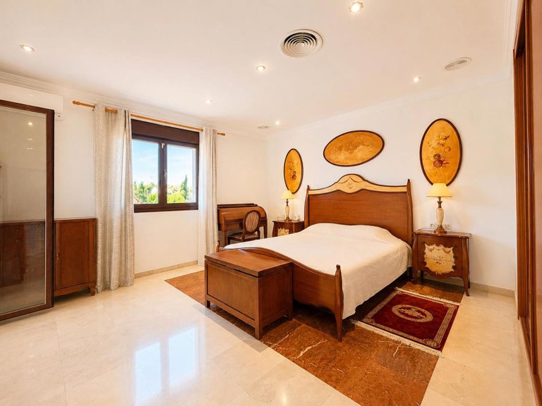 Villa for Sale in del sol, Calvià 20