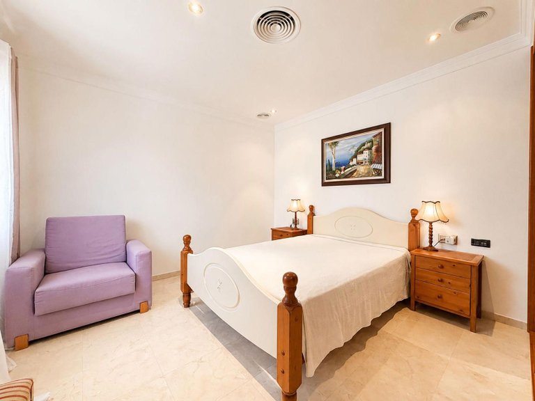 Villa for Sale in del sol, Calvià 22