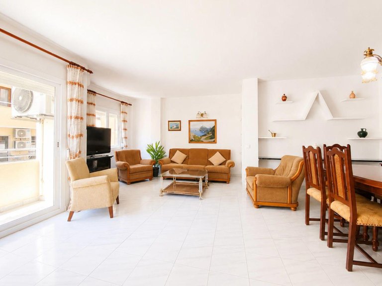 Apartment for Sale in Cervantes, Palma De Mallorca 1