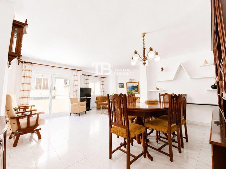 Apartment for Sale in Cervantes, Palma De Mallorca 3