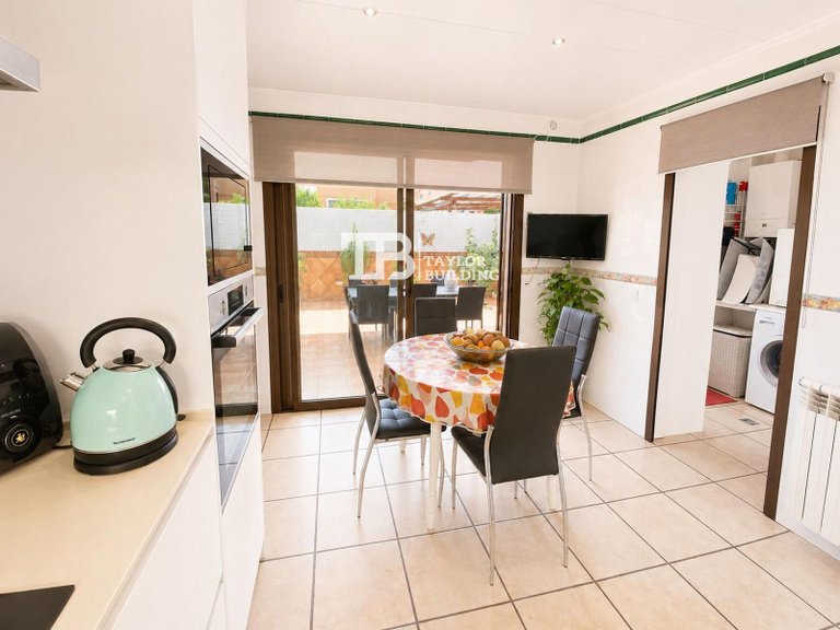 Villa for Sale in Josep Pla, Palma De Mallorca 11
