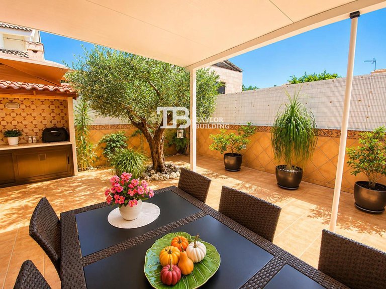 Villa for Sale in Josep Pla, Palma De Mallorca 4