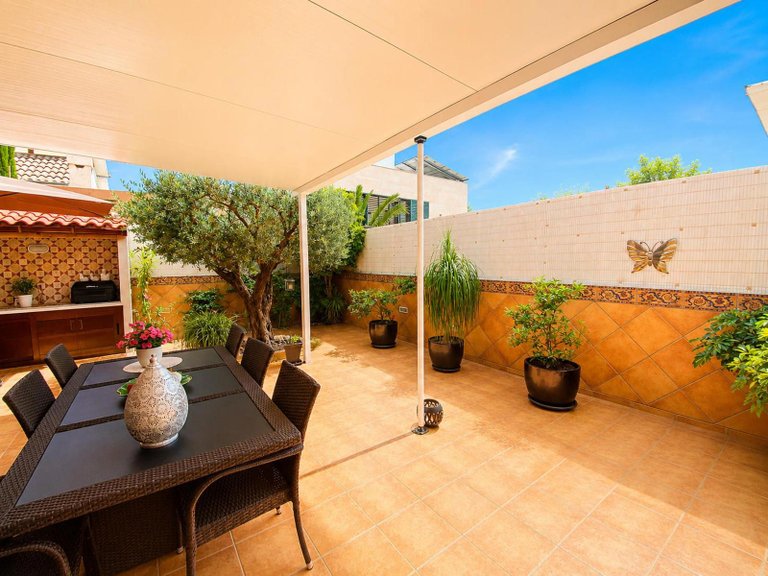Villa for Sale in Josep Pla, Palma De Mallorca 1