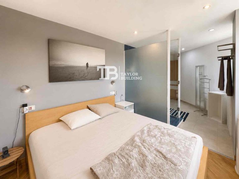 Penthouse for Sale in Maria Aurelia Campany, Palma De Mallorca 11