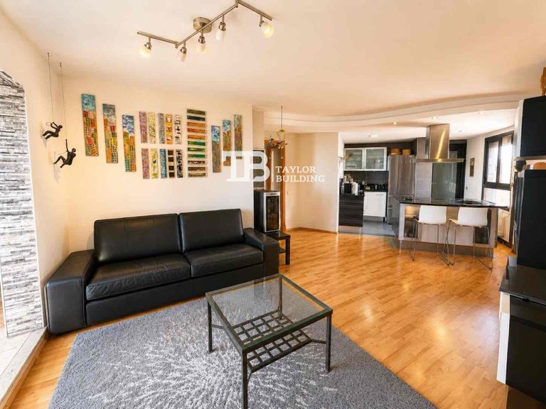 Penthouse for Sale in Maria Aurelia Campany, Palma De Mallorca 3