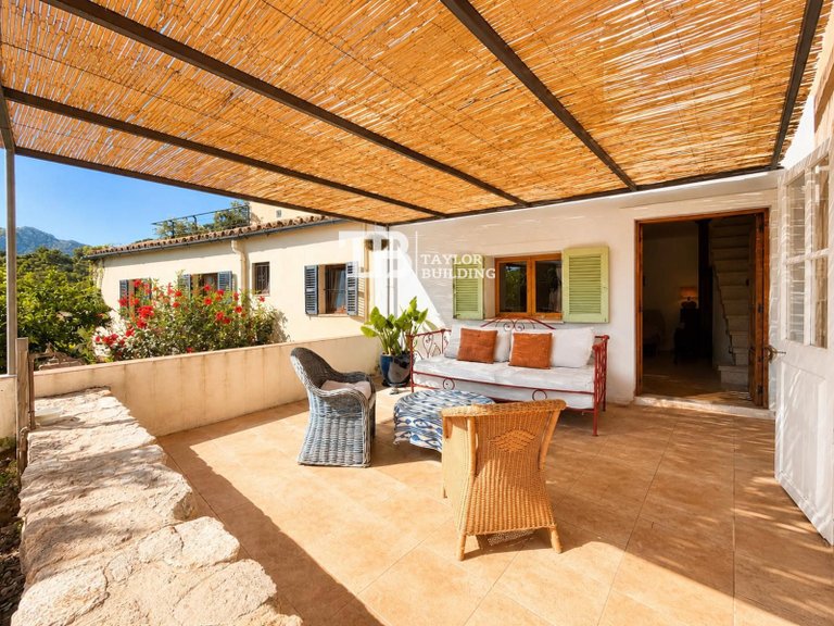 Villa for Sale in Oriente, Bunyola 2