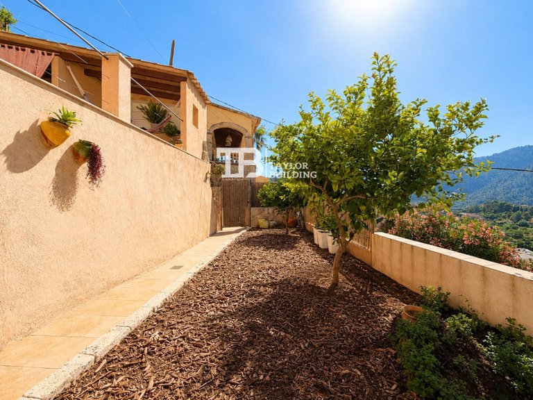 Villa for Sale in Oriente, Bunyola 5