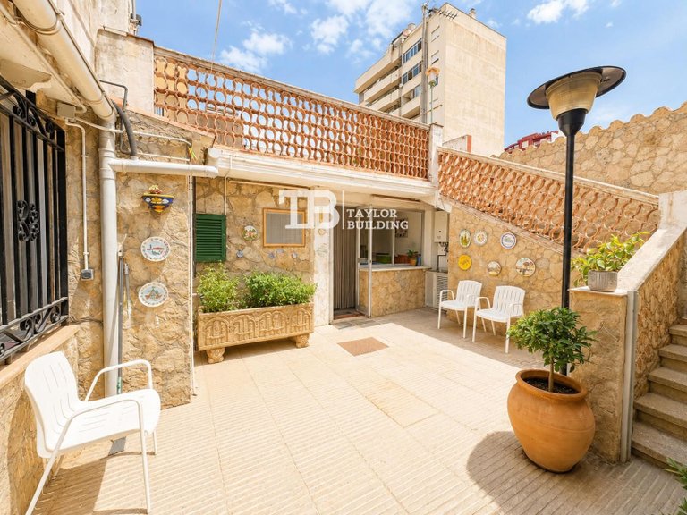 Town House for Sale in Del Hort de los Puputs, Palma De Mallorca 2