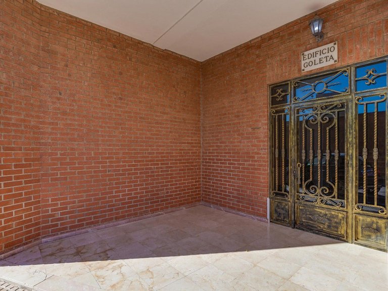Apartment for Sale in San Pedro Del Pinatar, Murcia 32