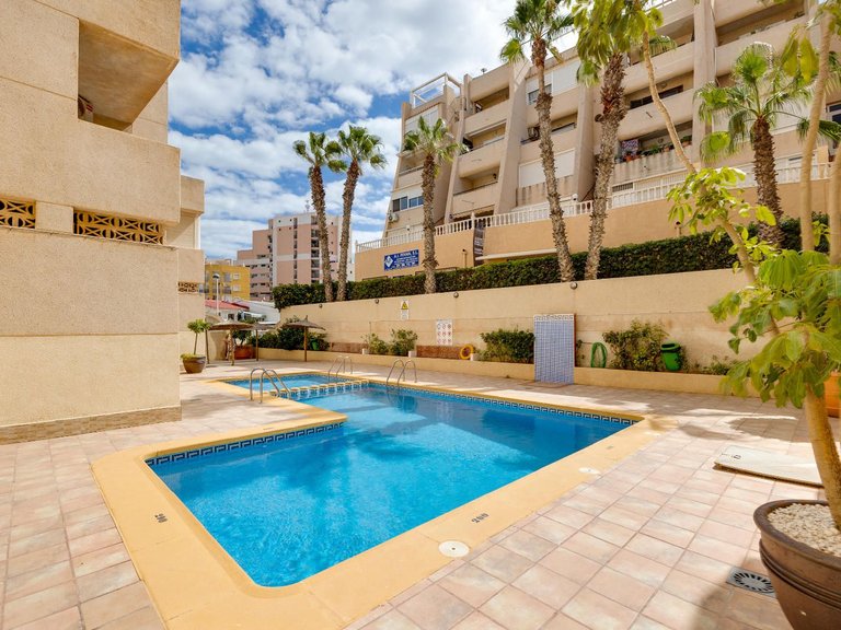 Apartment for Sale in Torrevieja, Alicante 26