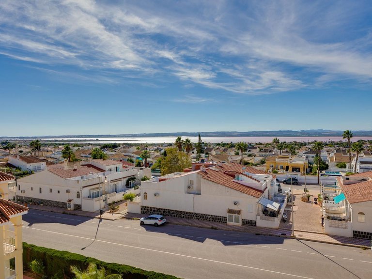 Apartment for Sale in Torrevieja, Alicante 39