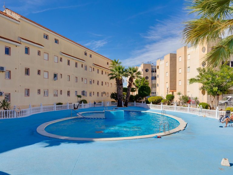 Apartment for Sale in Torrevieja, Alicante 44