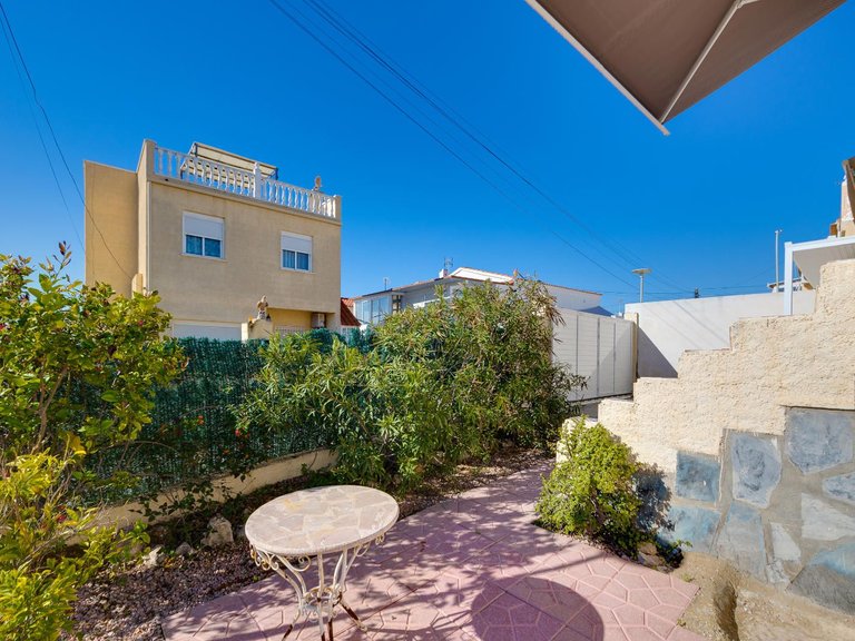 Villa for Sale in San Fulgencio, Alicante 40