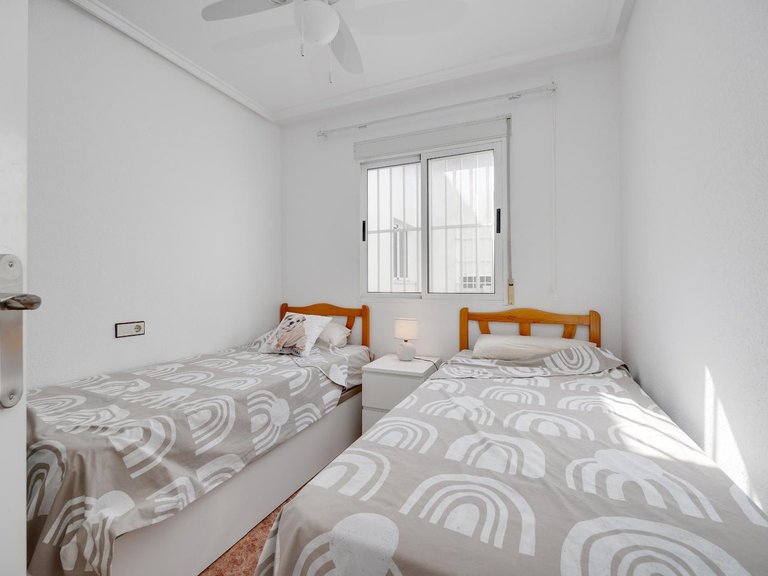 Apartment for Sale in Torrevieja, Alicante 11