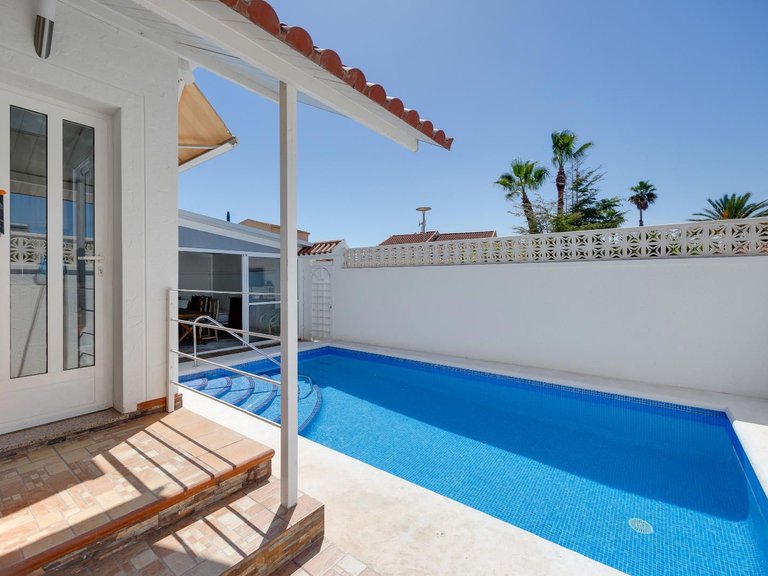 Villa for Sale in San Fulgencio, Alicante 10