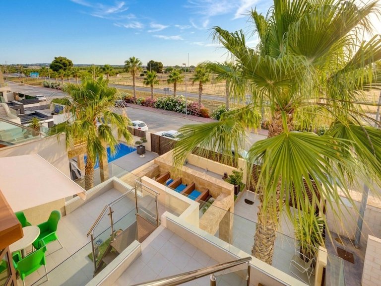 Villa for Sale in Rojales, Alicante 39