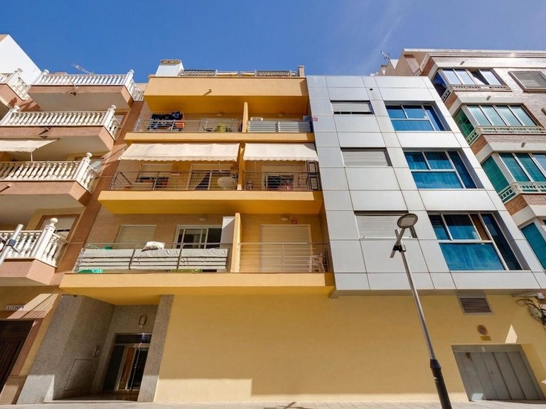 Apartment for Sale in Torrevieja, Alicante 1