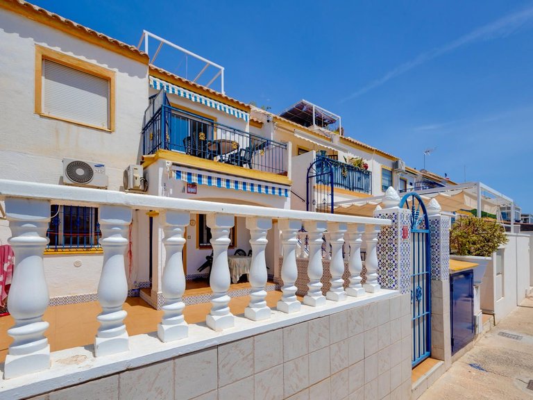 Apartment for Sale in Torrevieja, Alicante 6