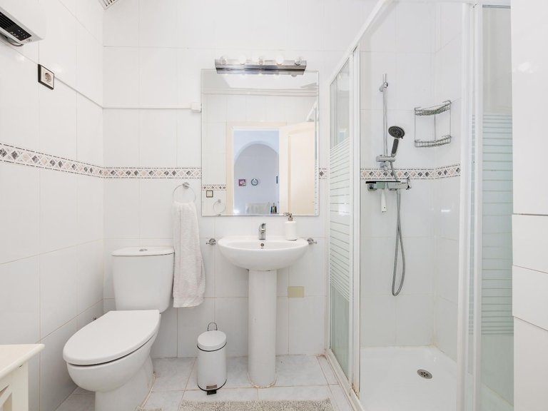 Apartment for Sale in Torrevieja, Alicante 17