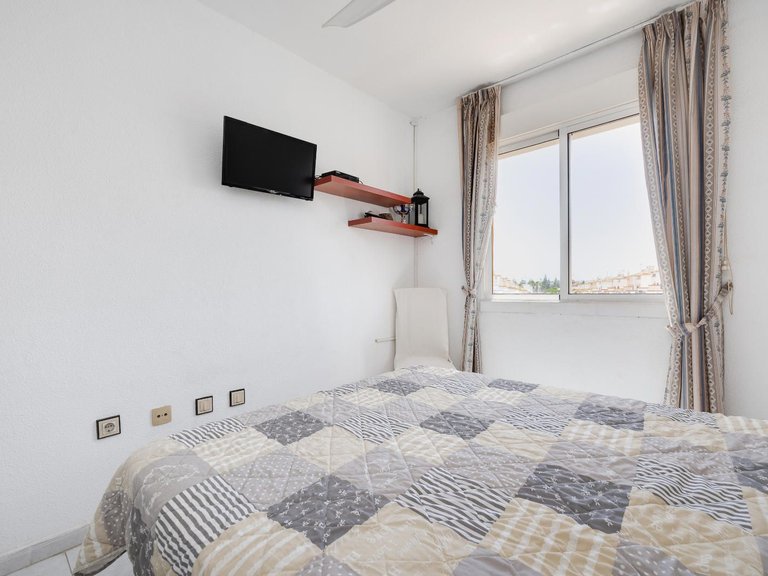 Apartment for Sale in Torrevieja, Alicante 23