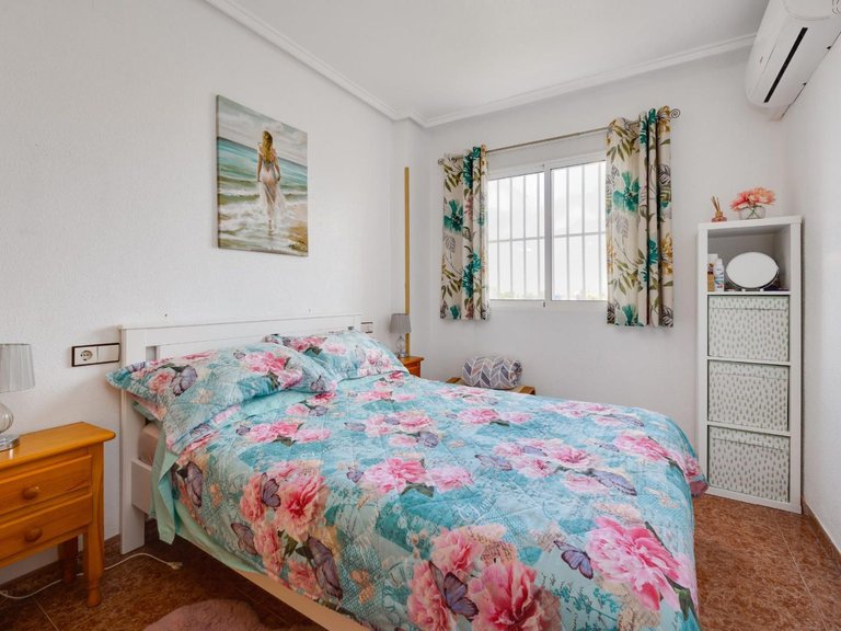 Apartment for Sale in Torrevieja, Alicante 19