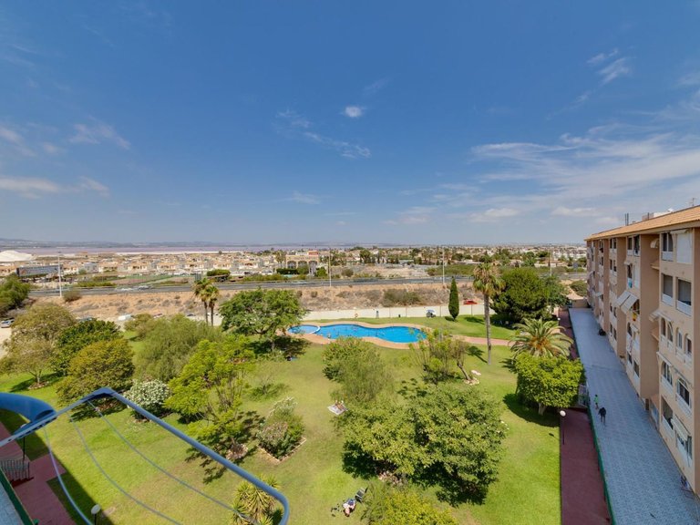 Apartment for Sale in Torrevieja, Alicante 35
