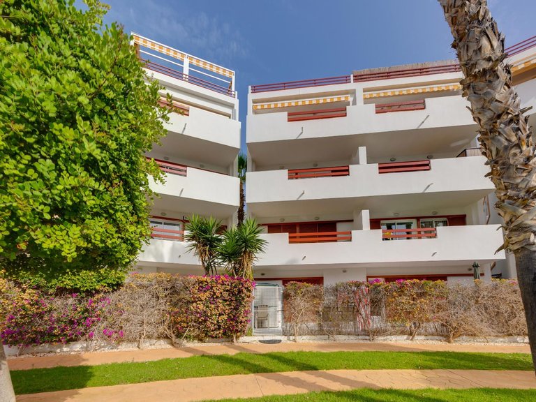 Apartment for Sale in Playa Flamenca, Alicante 47