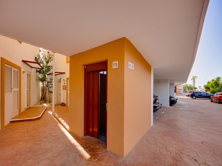 Apartment for Sale in Playa Flamenca, Alicante 5