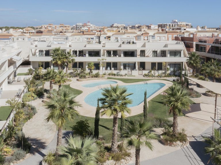 Apartment for Sale in Torrevieja, Alicante 1