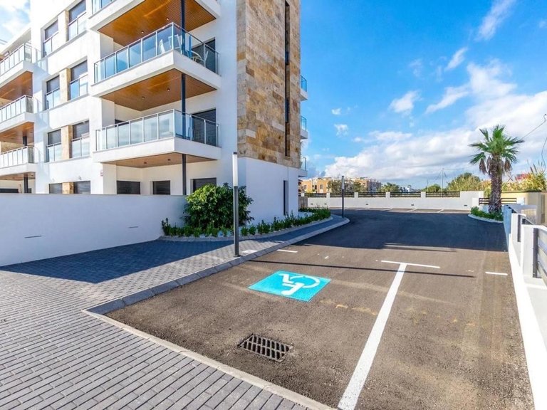 Apartment for Sale in Torrevieja, Alicante 36