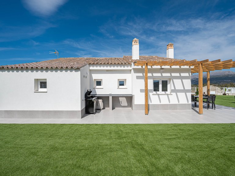 Villa for Sale in Viñuela, Malaga 3