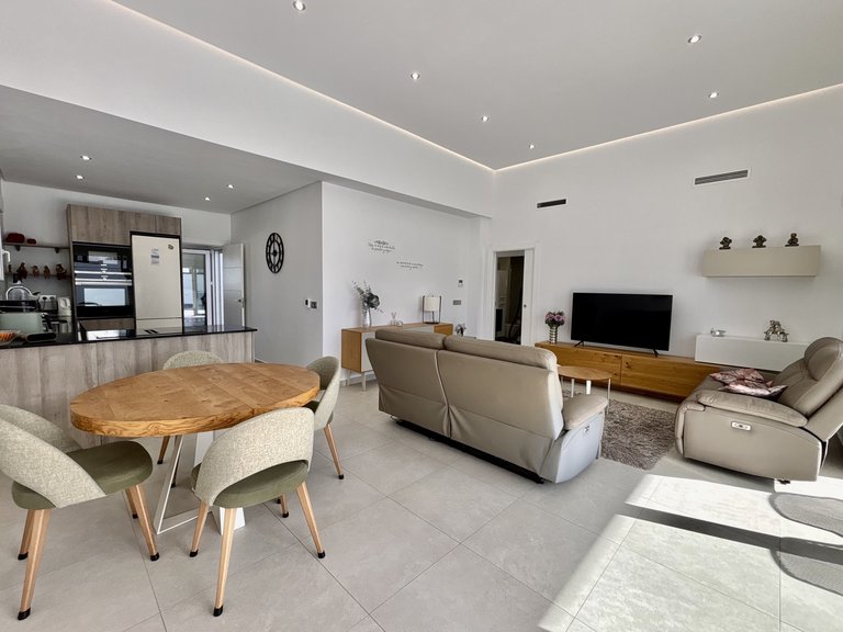 Villa for Sale in Benijofar, Alicante 13