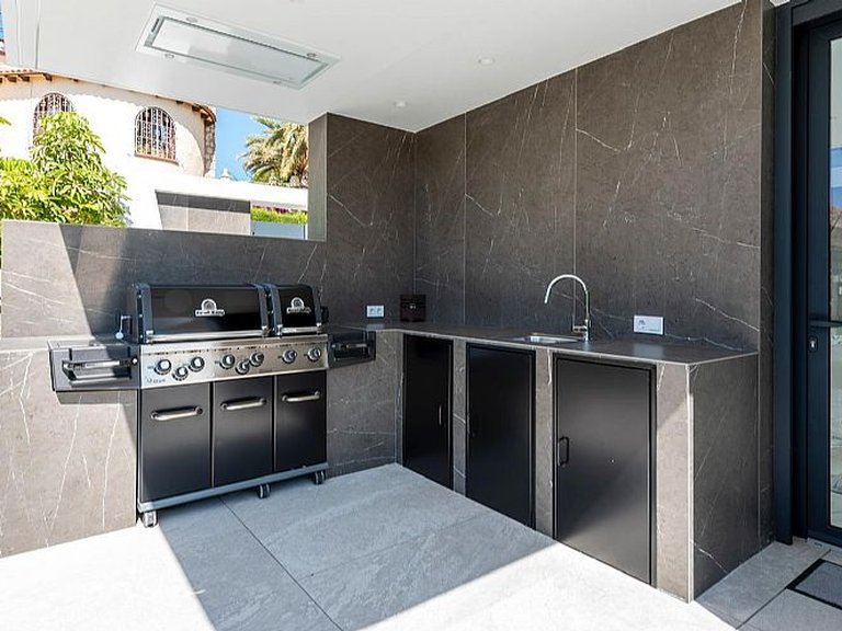 Villa for Sale in Calpe, Alicante 8