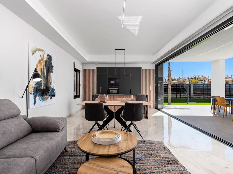 Villa for Sale in La Finca Golf, Alicante 14