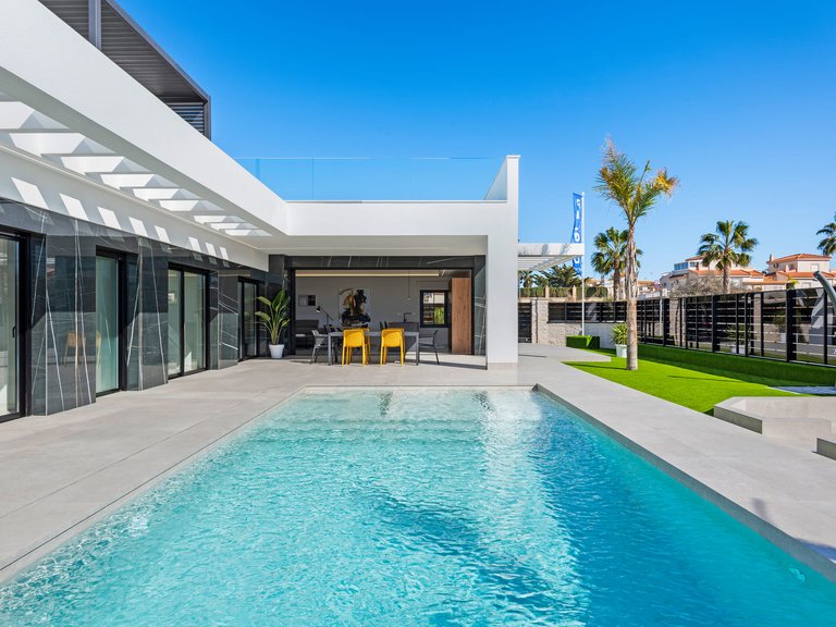 Villa for Sale in La Finca Golf, Alicante 4