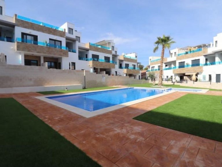 Villa for Sale in Bigastro, Alicante 14