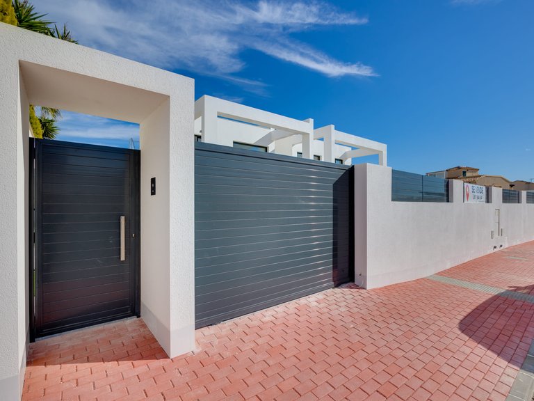 Villa for Sale in Torrevieja, Alicante 19