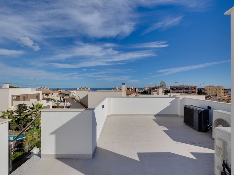 Villa for Sale in Torrevieja, Alicante 34