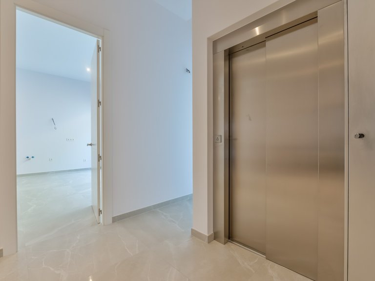 Villa for Sale in Finestrat, Alicante 11