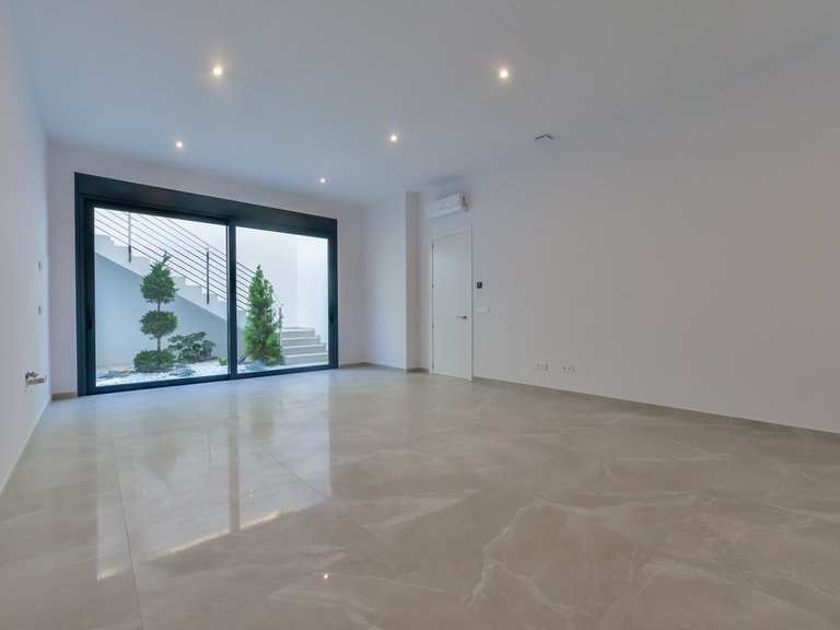 Villa for Sale in Finestrat, Alicante 16