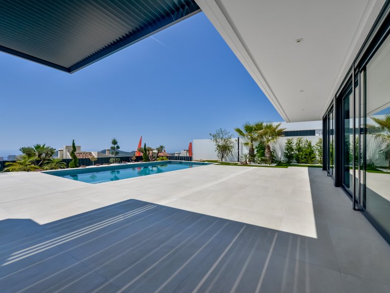 Villa for Sale in Finestrat, Alicante 10