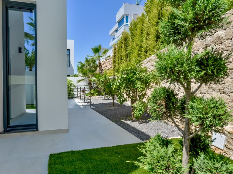 Villa for Sale in Finestrat, Alicante 26