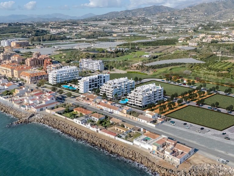 Apartment for Sale in Vélez-málaga, Malaga 1
