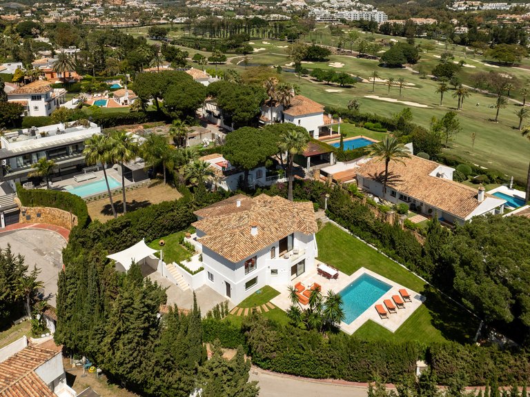 Villa for Sale in Marbella, Malaga 2