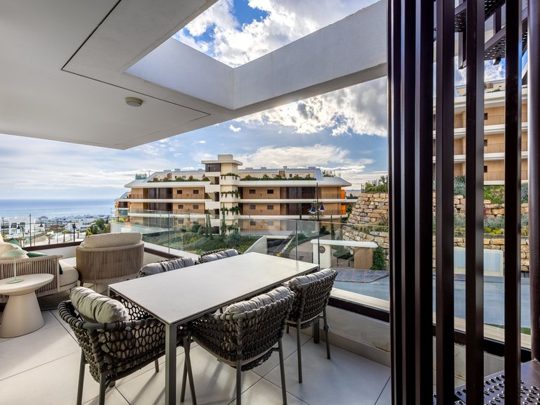 Penthouse for Sale in Higuerón, Malaga 13