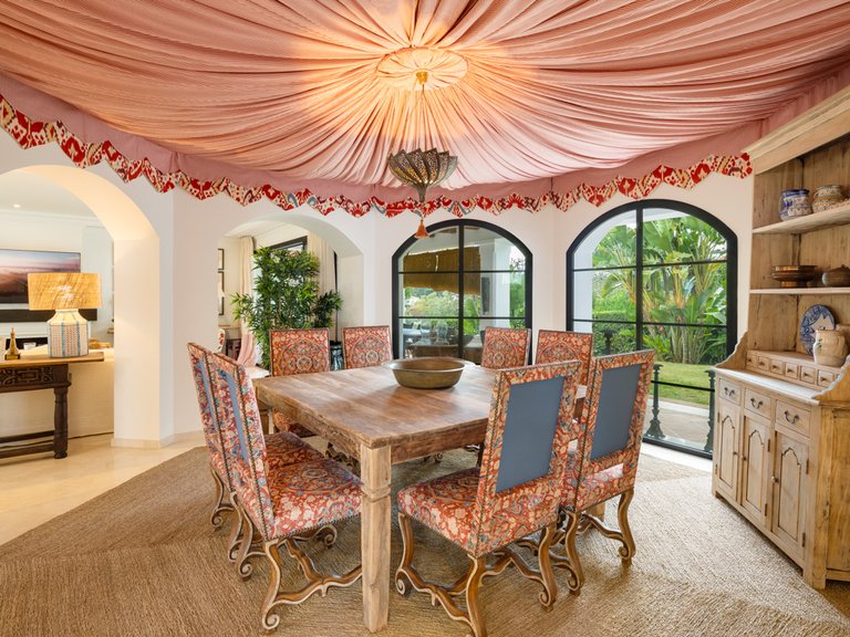 Villa for Sale in Benahavís, Malaga 6