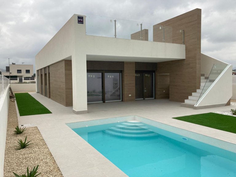 Villa for Sale in Aspe, Alicante 2